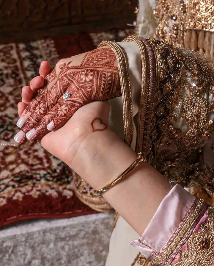 ���� ����